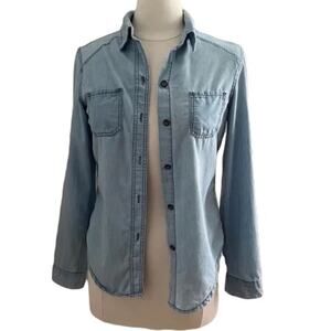 Button Up / Sheer Lace Back